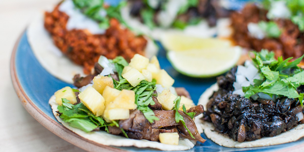 2 Cities, 2 Food Trucks: Too Delicious to Miss!!