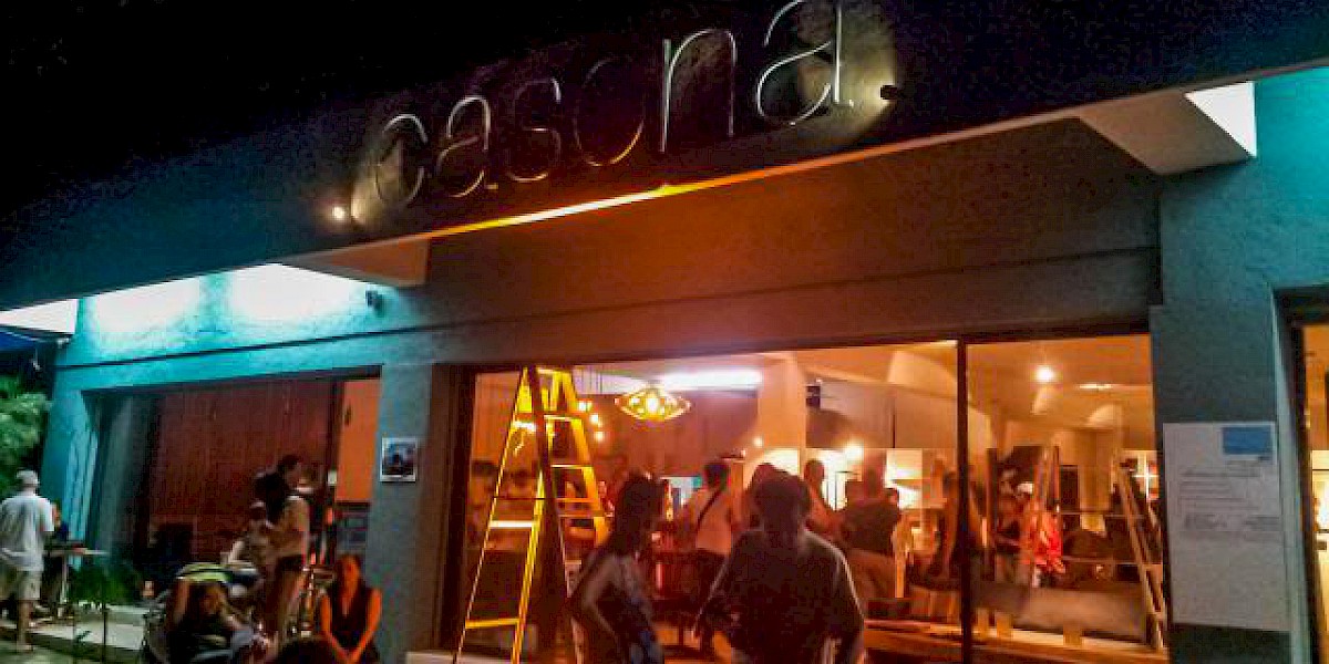 CASONA: CULTURA, ARTE, MUEBLES Y COMIDA EN PLAYA DEL CARMEN
