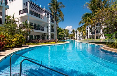 Playa Del Carmen Real Estate Listing | The Fives Beach Hotel and Residences Swim-Up