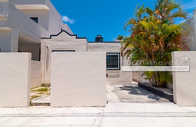 Chemuyil Real Estate Listing | Calle Cuba Casa