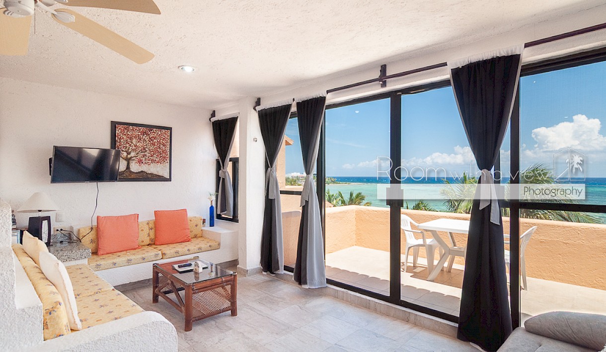 Akumal Real Estate Listing | La Bahia 1 bed Beachfront Penthouse
