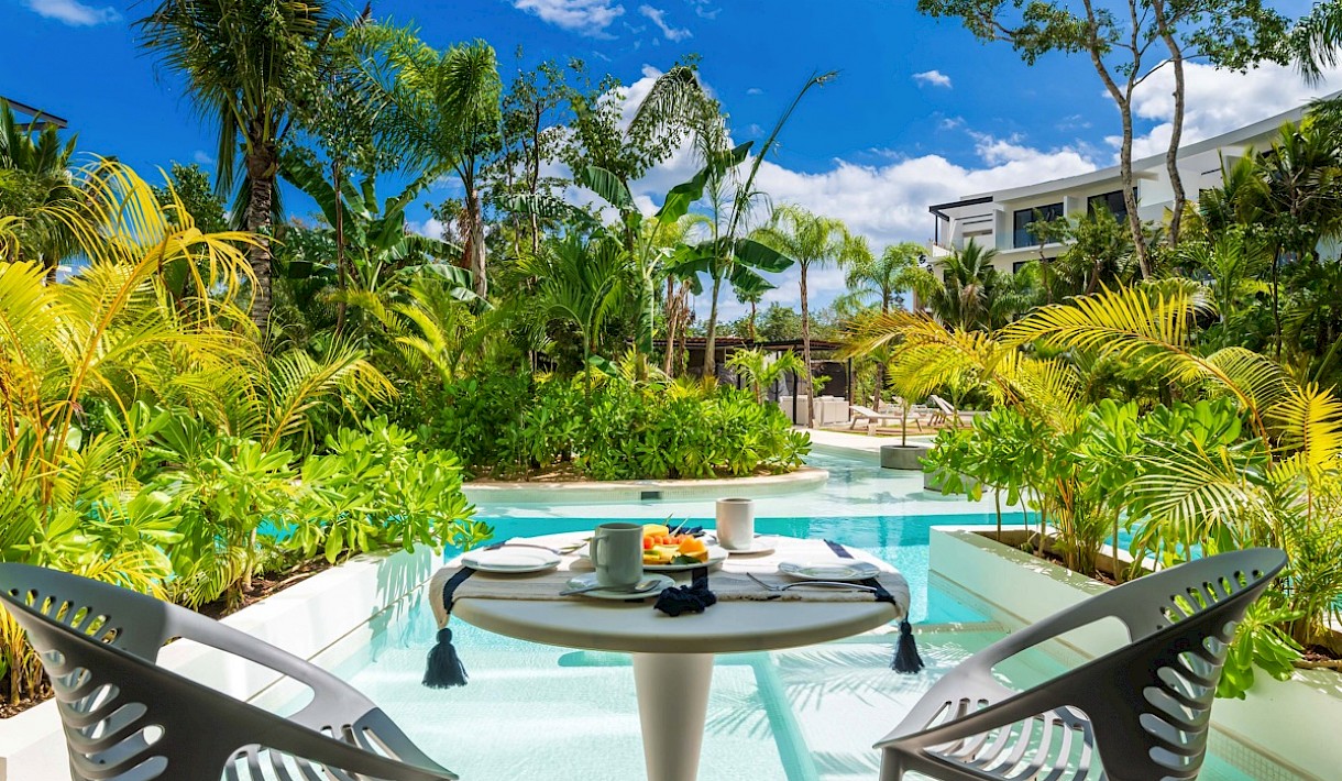 Tulum Real Estate Listing | Studio Swim Up Las Lagunas