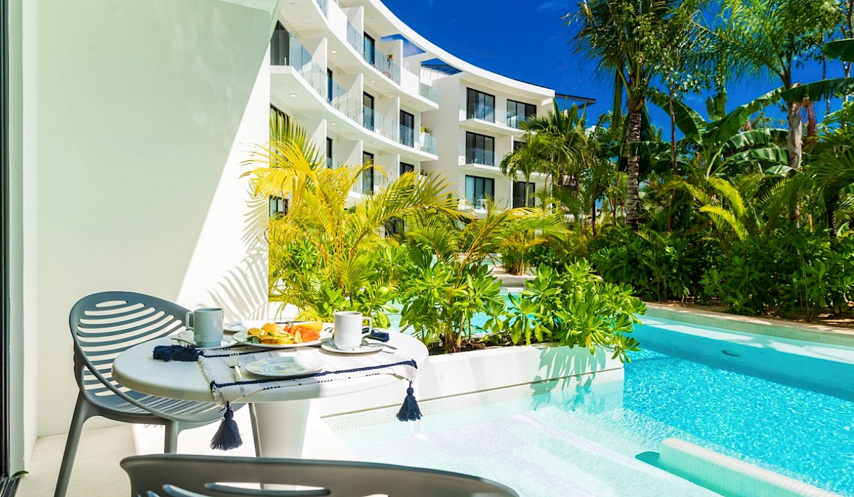 Tulum Real Estate Listing | Studio Swim Up Las Lagunas