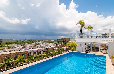 Playa Del Carmen Real Estate Listing | Quinta Coral Suites Seaside