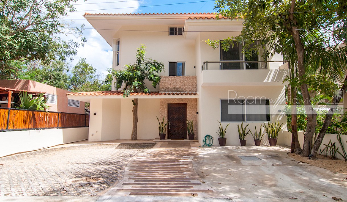 Puerto Aventuras Real Estate Listing | Casa Yalku 3 spacious independent units