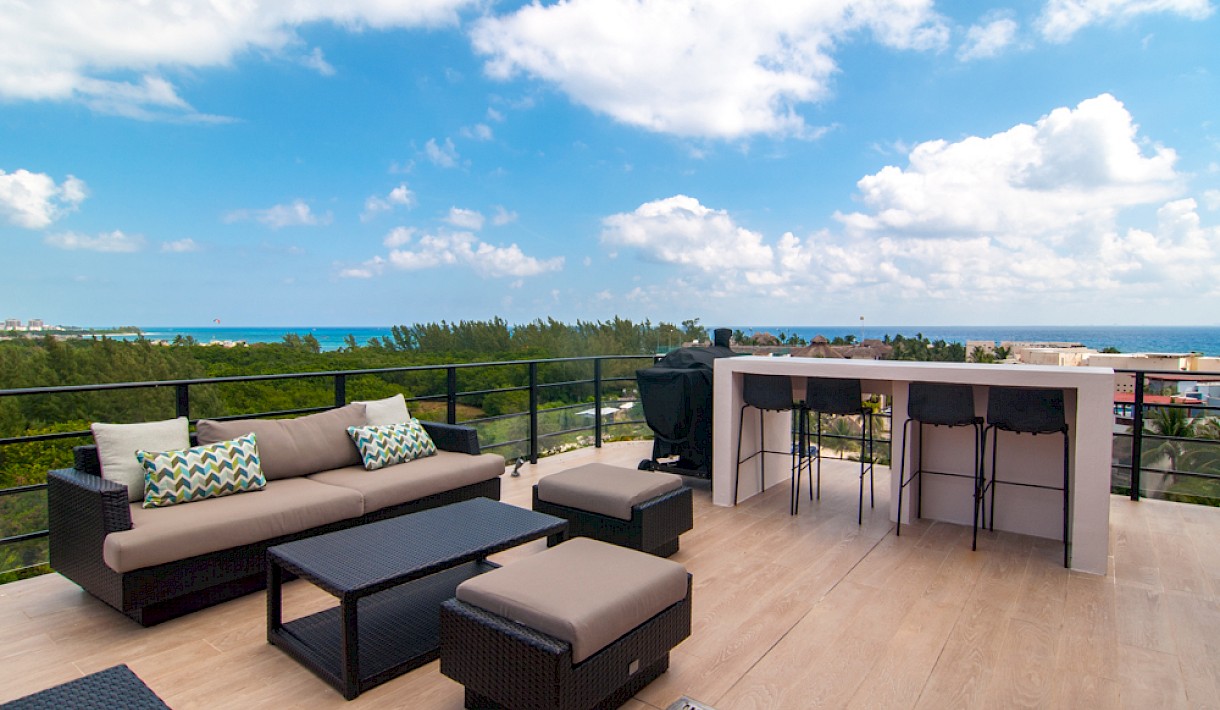 Playa Del Carmen Real Estate Listing | The Boat PH